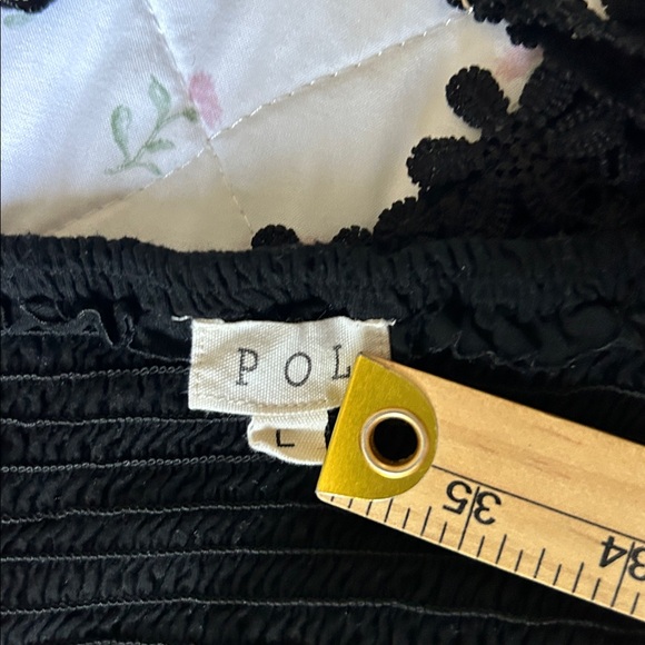 POL Elegant Black Lace Top - Picture 2 of 10